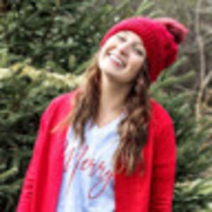 Meet your Posher, Joelle